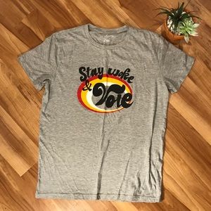 American Eagle Graphic Tee | Gray